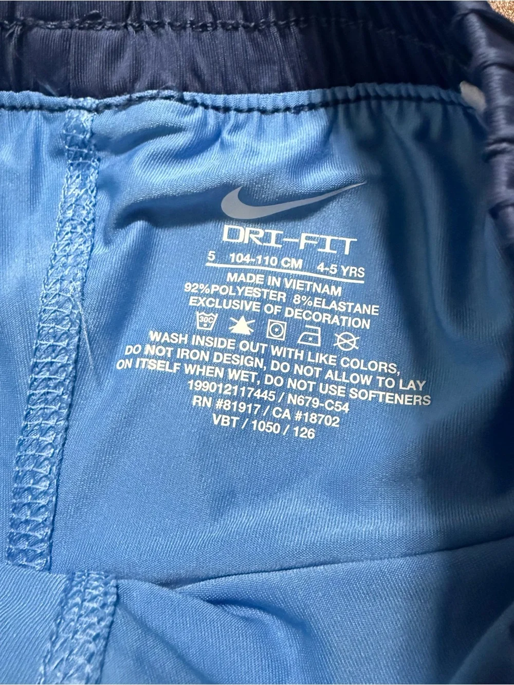 Nike Girls 2 Piece Matching Outfit Set Size 5 New